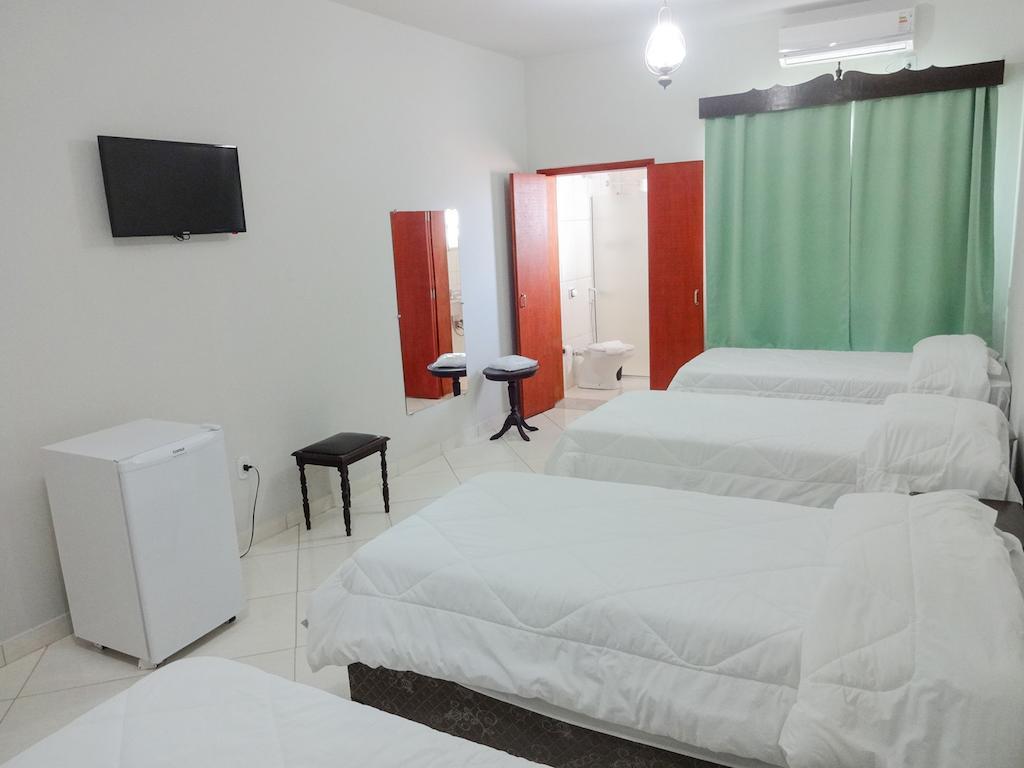 Hotel Colonial De Lorena Εξωτερικό φωτογραφία